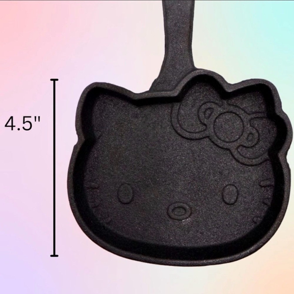 Hello Kitty Black Cast Iron Pancake Skillet NWT